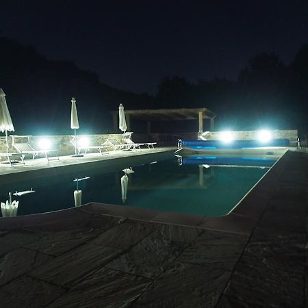 Il Giardino Di Rosmarino Bed & Breakfast Pontremoli Exterior foto