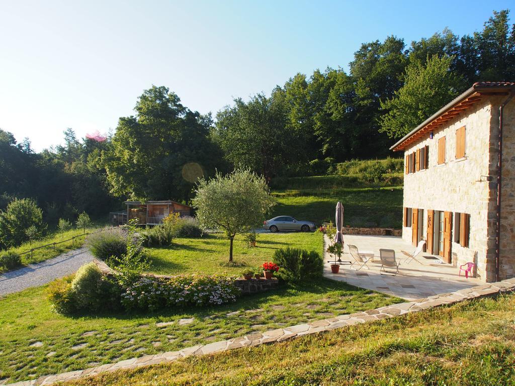 Il Giardino Di Rosmarino Bed & Breakfast Pontremoli Exterior foto