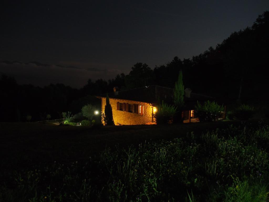Il Giardino Di Rosmarino Bed & Breakfast Pontremoli Exterior foto