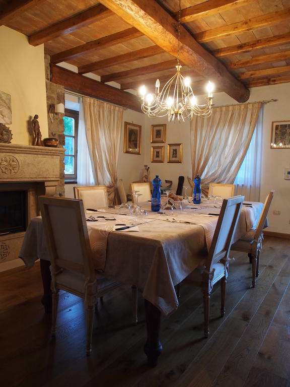 Il Giardino Di Rosmarino Bed & Breakfast Pontremoli Exterior foto