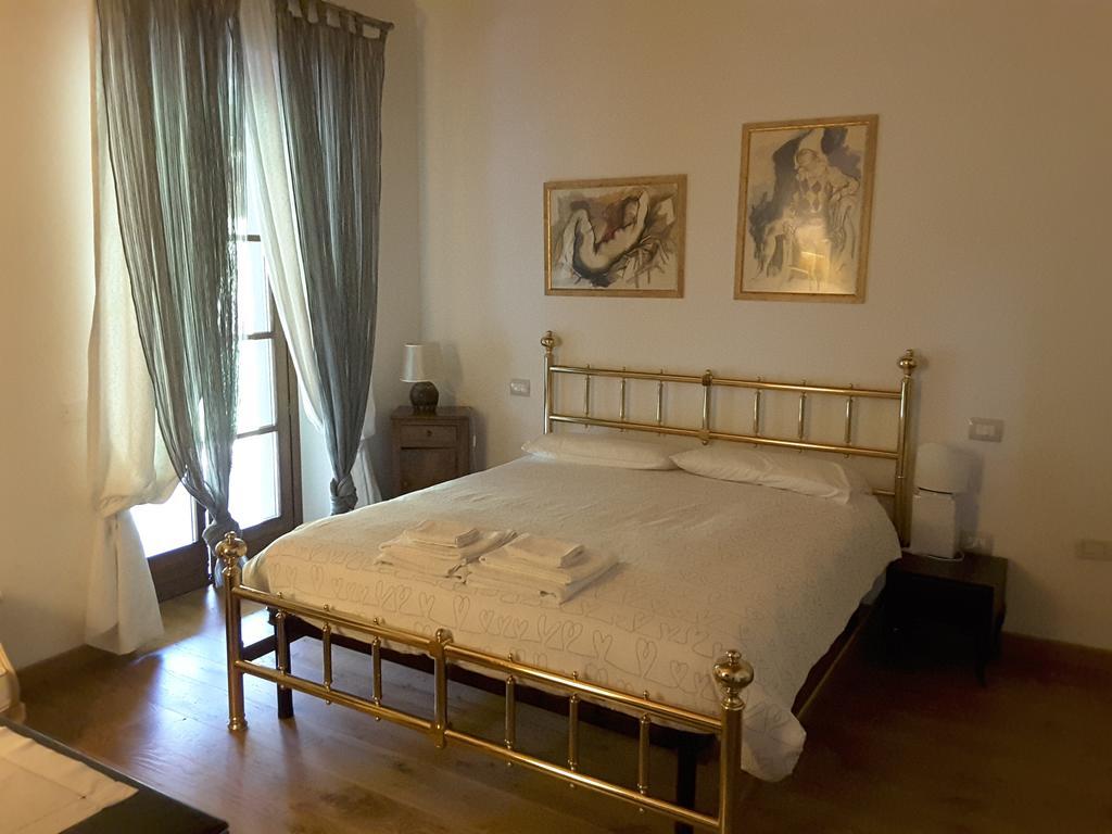 Il Giardino Di Rosmarino Bed & Breakfast Pontremoli Exterior foto