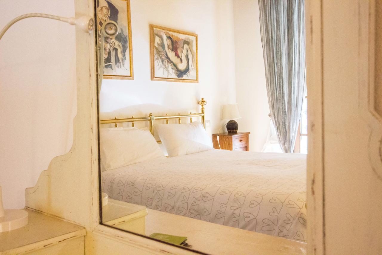 Il Giardino Di Rosmarino Bed & Breakfast Pontremoli Exterior foto