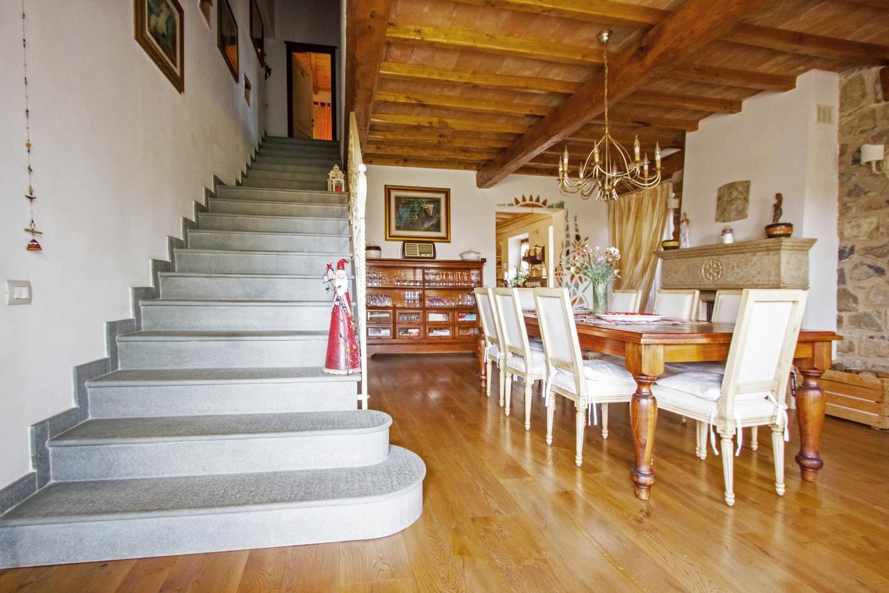 Il Giardino Di Rosmarino Bed & Breakfast Pontremoli Exterior foto